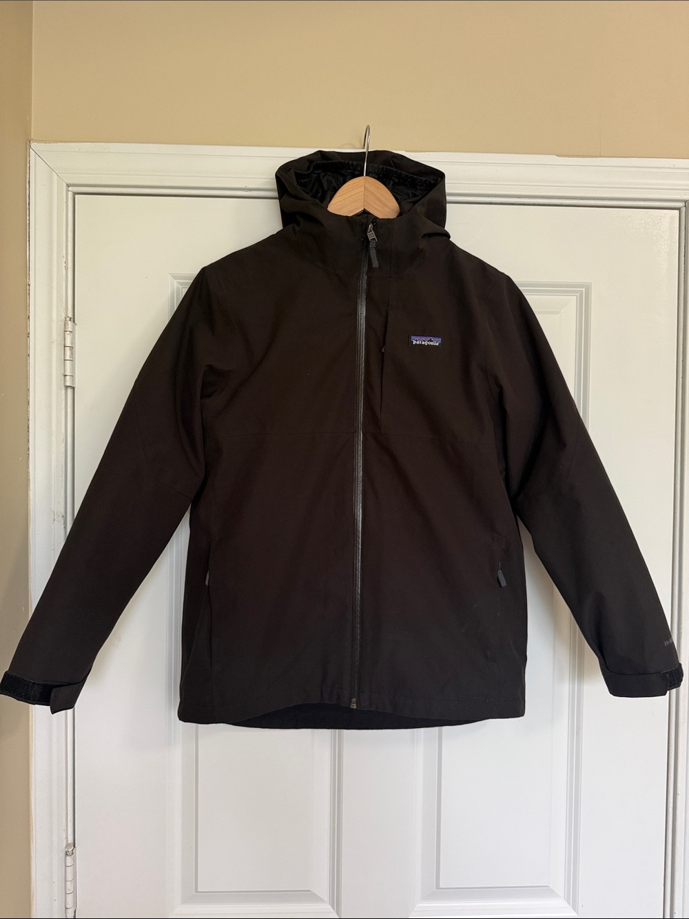 Patagonia Jacket Girls XL Black Hooded Insulated Fleece Lined H2No Waterproof